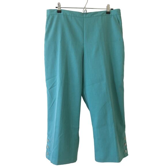 Alfred Dunner Size 12 Blue Green Capris Gathered At The Back Slip Side Pockets - Picture 1 of 3